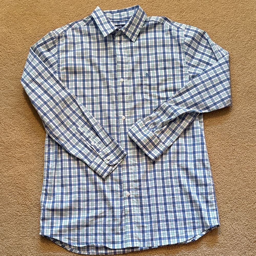 Two Izod boy’s button ups - Picture 3 of 8
